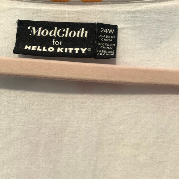 Modcloth x Hello Kitty Gift You My Heart Swing Dress - Picture 5 of 9